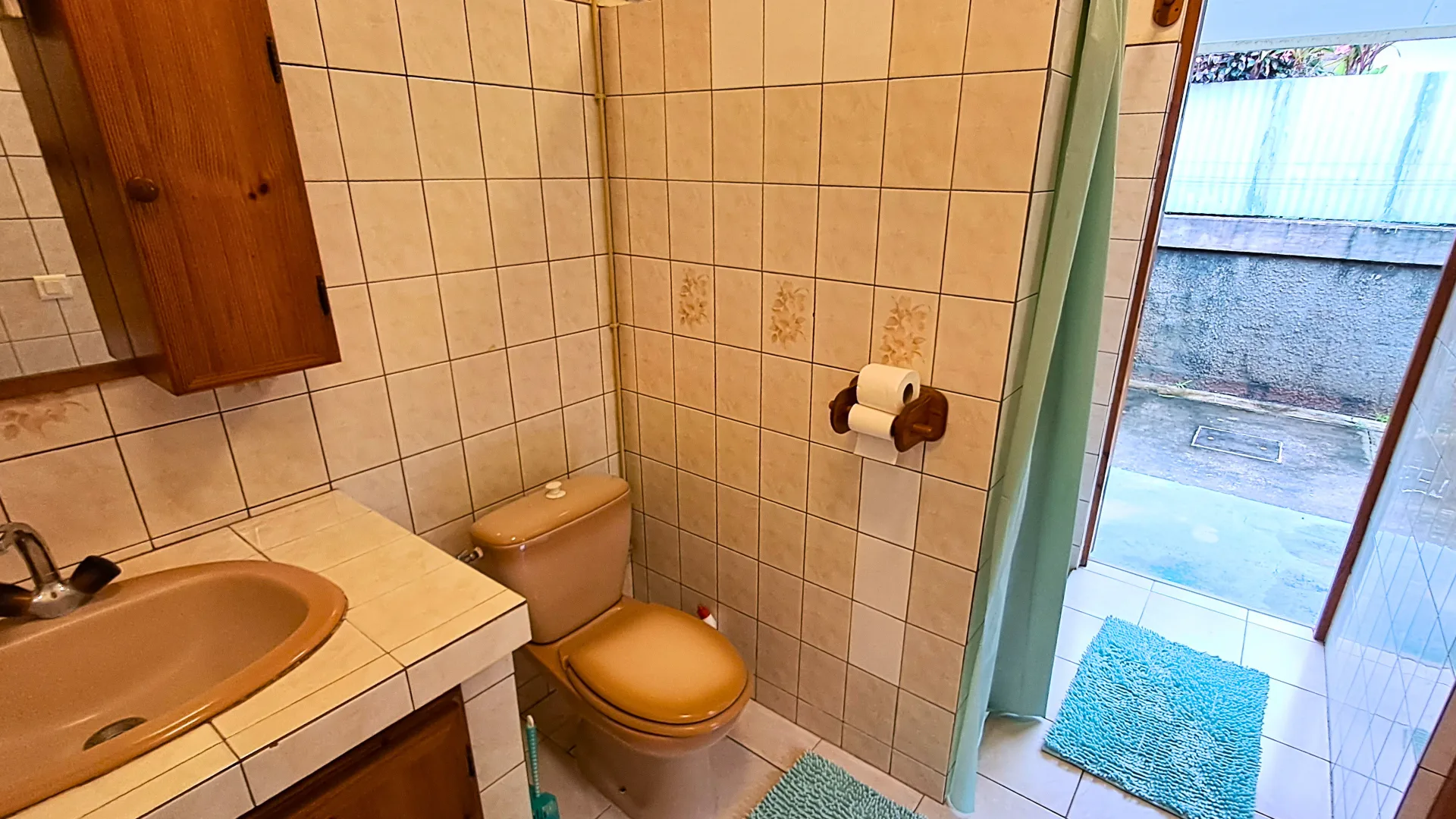 Chambre climatisée avec salle de bain privée Raiatea